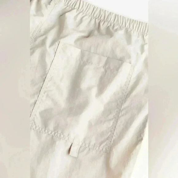 H&M Parachute Loose Fit Oversized Light Beige Pants size XXS - Picture 3 of 3